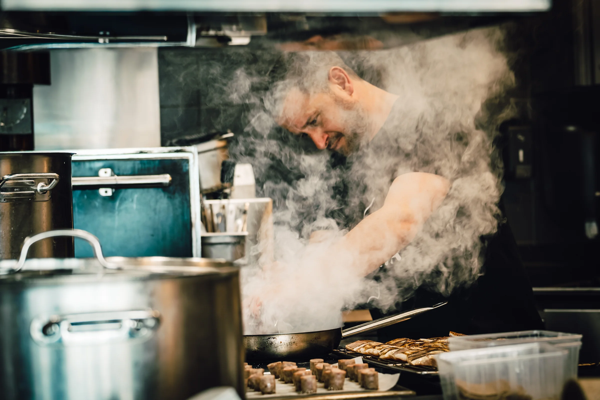 Chef Florian Descours en cuisine — La Boria